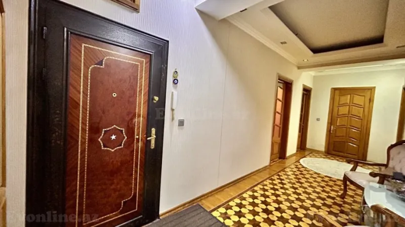 Satılır 3 otaqlı Mənzil Yeni tikili 137 m² 8 Noyabr m. - şəkil 18