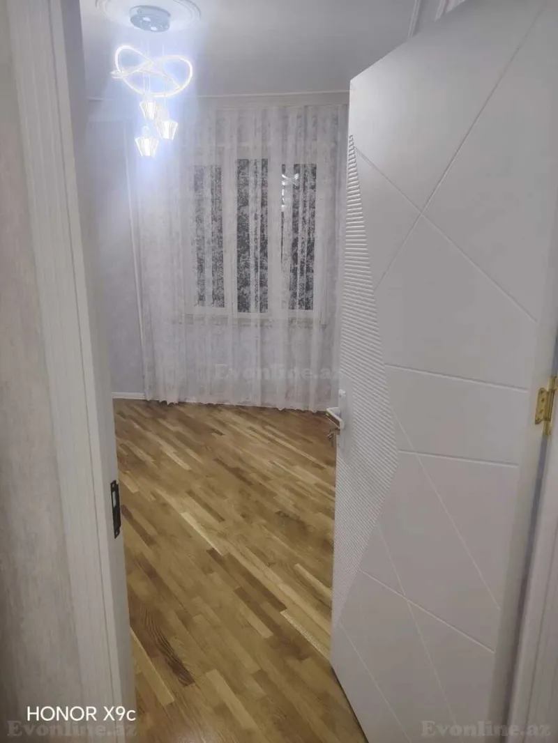 Satılır 3 otaqlı Mənzil Köhnə tikili 65 m² 9-cu mikrorayon - şəkil 2