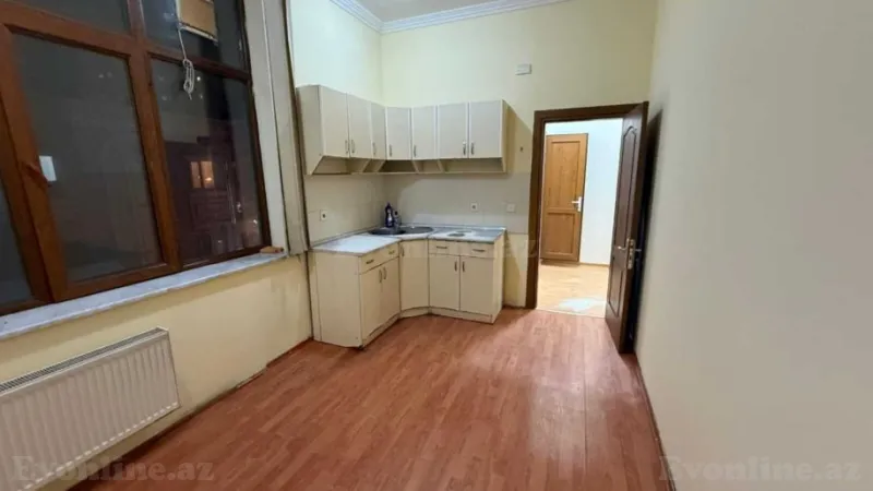 Kirayə verilir Ofis 223 m² 8 Noyabr m. - şəkil 16
