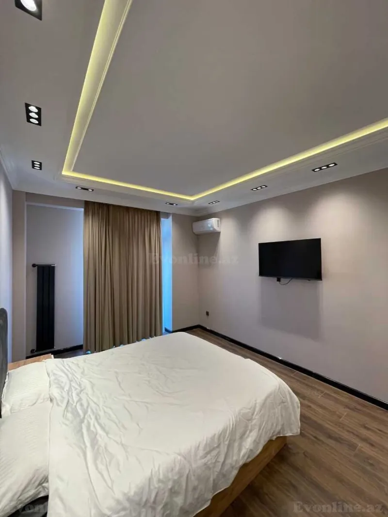 Satılır 4 otaqlı Mənzil Yeni tikili 140 m² 4-cü mikrorayon - şəkil 7