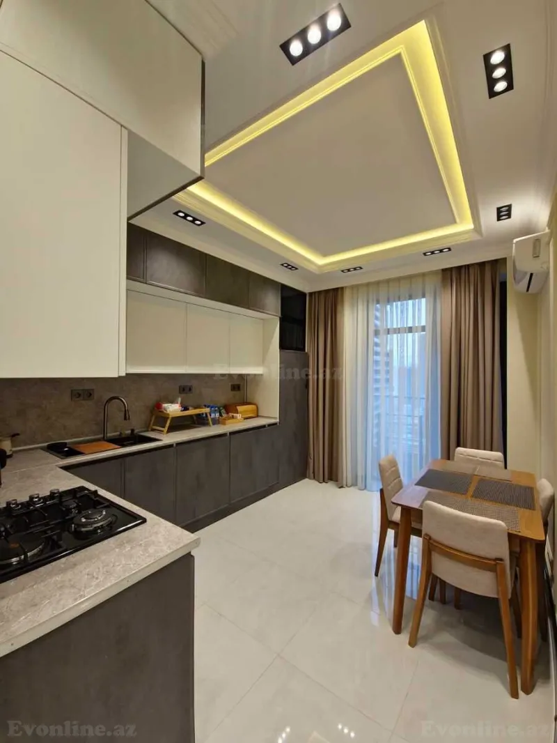 Satılır 4 otaqlı Mənzil Yeni tikili 140 m² 4-cü mikrorayon - şəkil 8