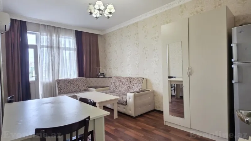 2 otaqlı Mənzil 45 m² 2-ci mikrorayon Satılır