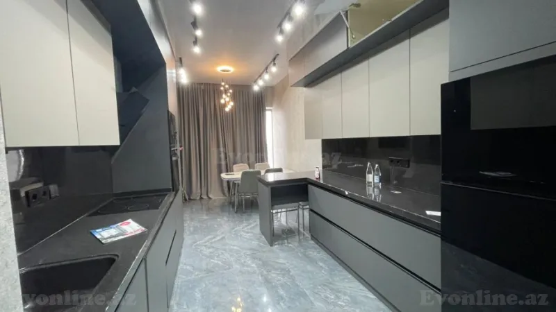 Kirayə verilir 3 otaqlı Mənzil Yeni tikili 157 m² Xətai r. - şəkil 19