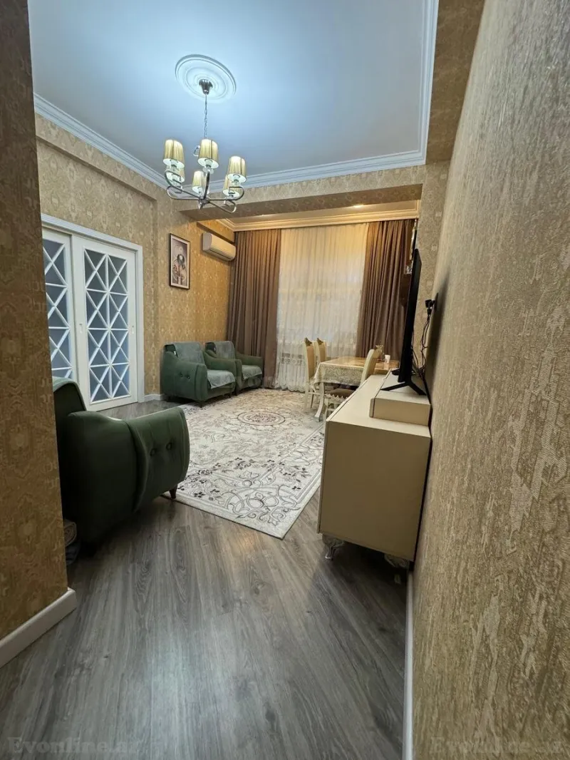 2 otaqlı Mənzil 61 m² 5-ci mikrorayon Satılır