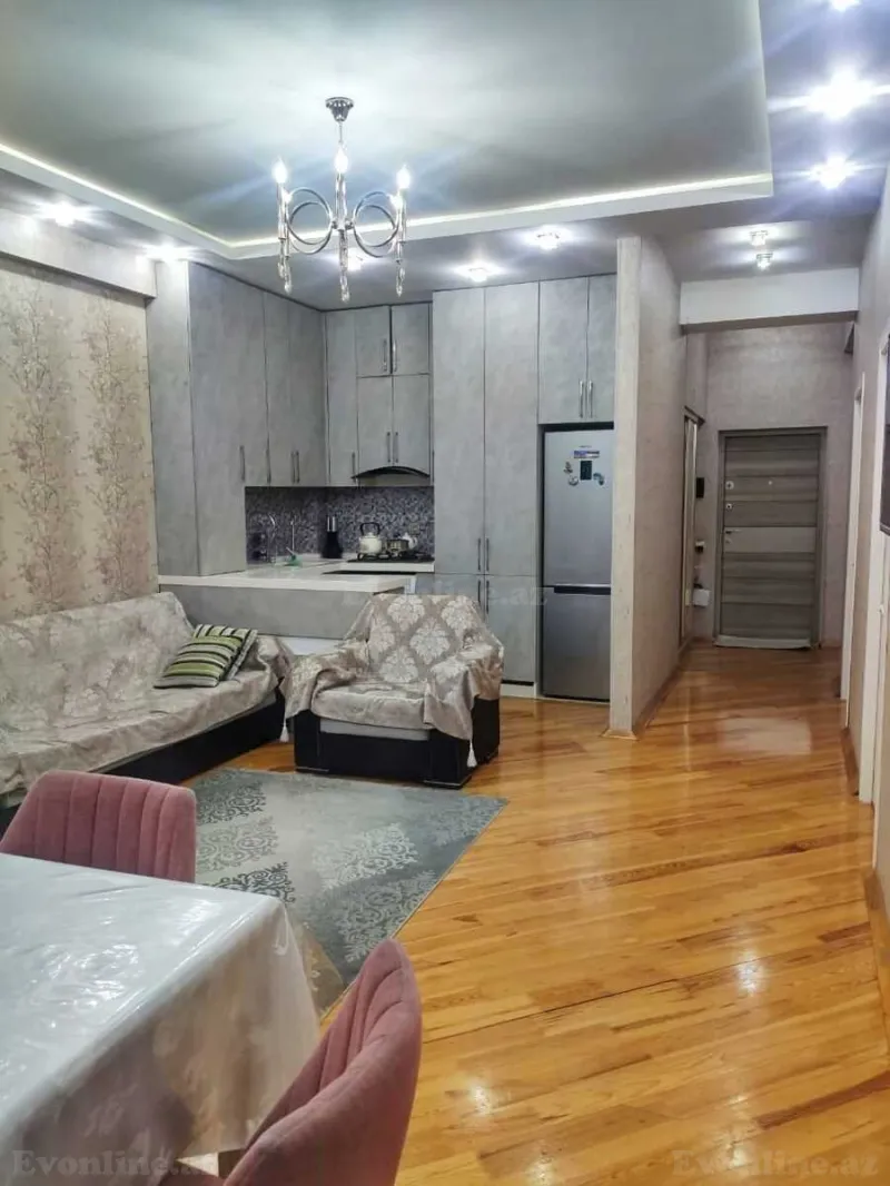 Satılır 3 otaqlı Mənzil Yeni tikili 75 m² Qara Qarayev m. - şəkil 2