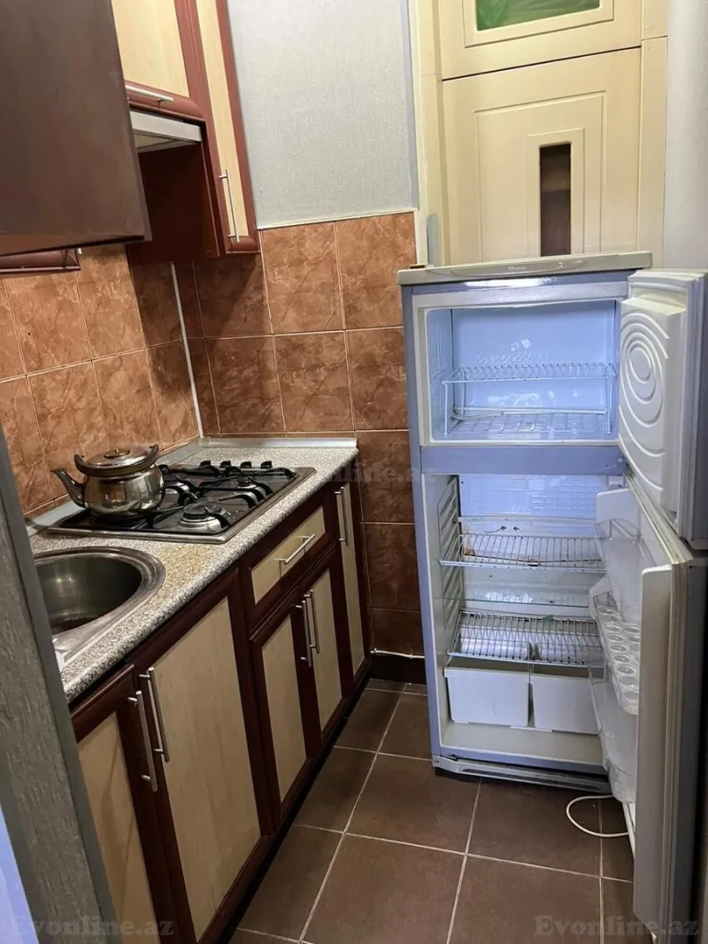 Satılır 1 otaqlı Mənzil Köhnə tikili 34 m² Memar Əcəmi m. - şəkil 6