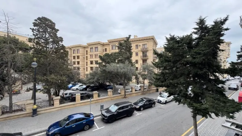 Satılır 3 otaqlı Mənzil Köhnə tikili 110 m² İçərişəhər m. - şəkil 15