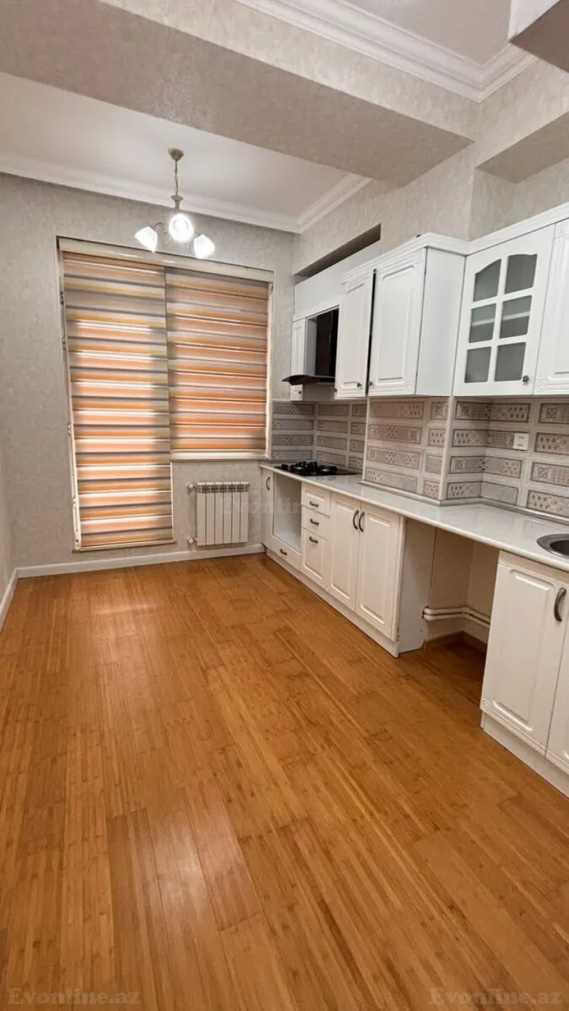Satılır 2 otaqlı Mənzil Yeni tikili 80 m² İnşaatçılar m. - şəkil 8