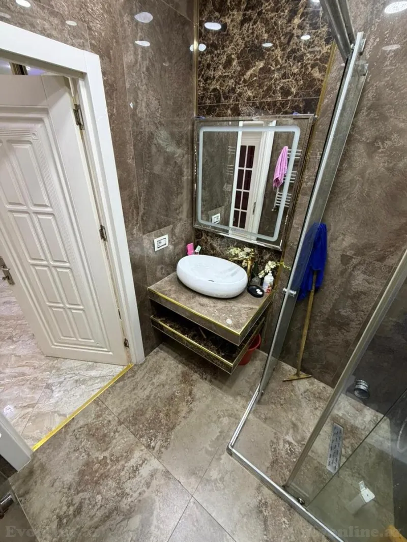 Satılır 2 otaqlı Mənzil Yeni tikili 105 m² Qara Qarayev m. - şəkil 15