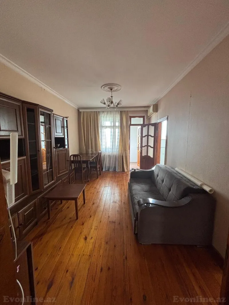 2 otaqlı Mənzil 55 m² 6-cı mikrorayon Satılır