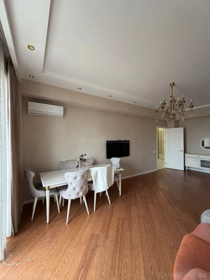 Kirayə verilir 3 otaqlı Mənzil Yeni tikili 120 m² İnşaatçılar m. - şəkil 4