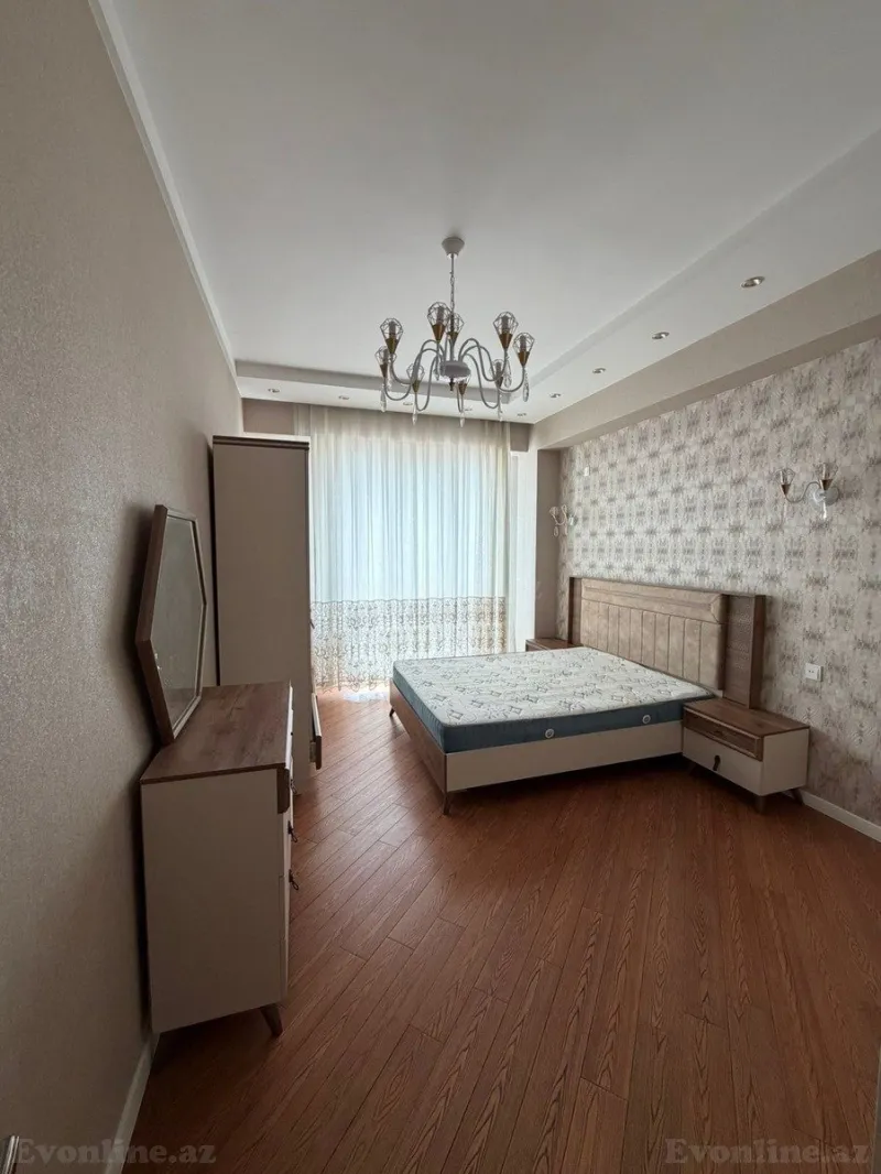 Kirayə verilir 3 otaqlı Mənzil Yeni tikili 120 m² İnşaatçılar m. - şəkil 5