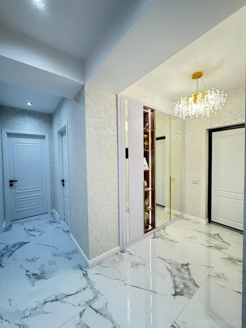 Satılır 4 otaqlı Mənzil Yeni tikili 110 m² 7-ci mikrorayon - şəkil 8