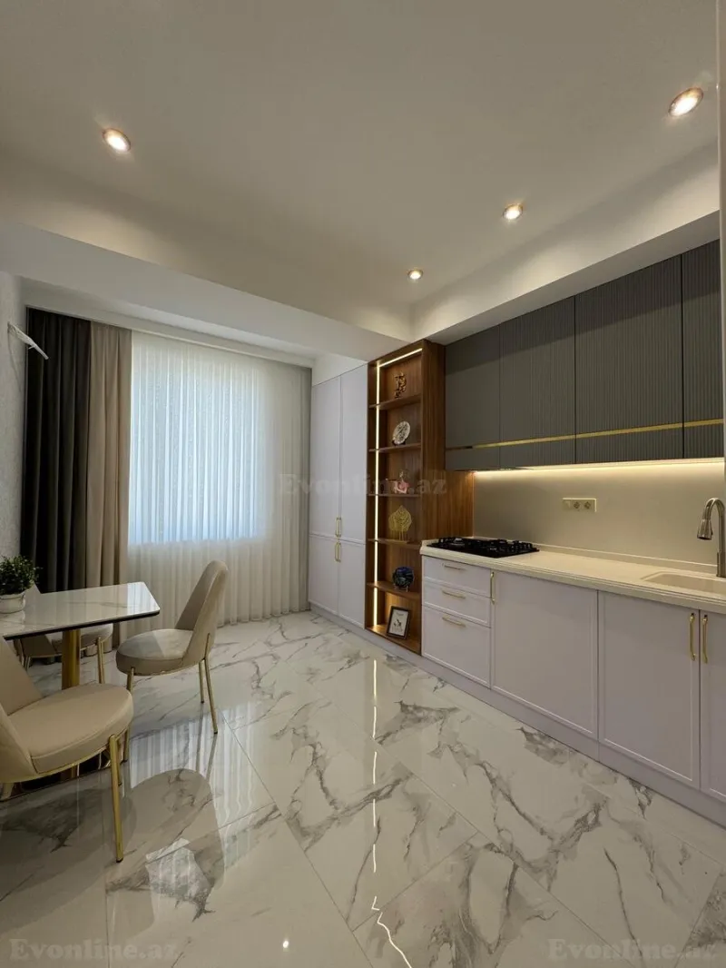 Satılır 4 otaqlı Mənzil Yeni tikili 110 m² 7-ci mikrorayon - şəkil 13