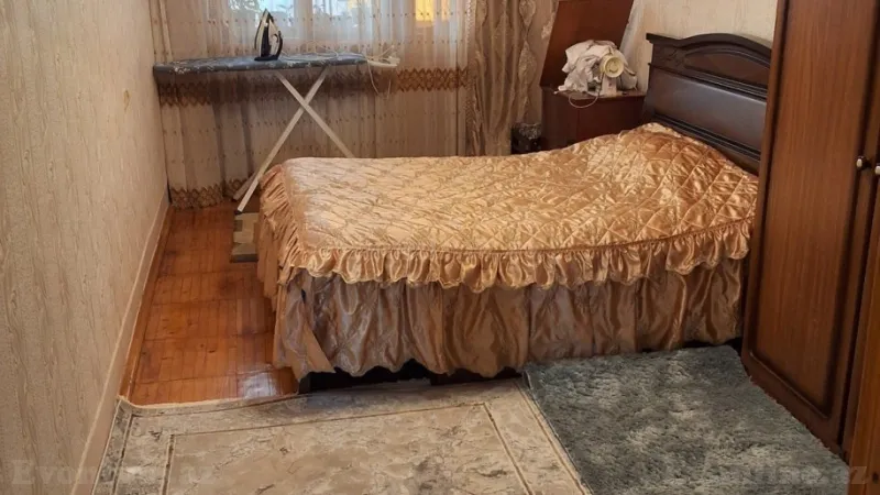 Satılır 3 otaqlı Mənzil Köhnə tikili 70 m² Abşeron r. - şəkil 5