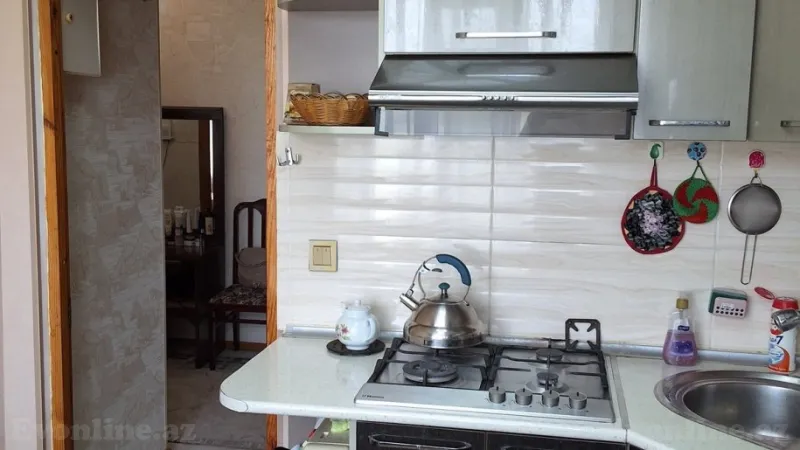 Satılır 3 otaqlı Mənzil Köhnə tikili 70 m² Abşeron r. - şəkil 8