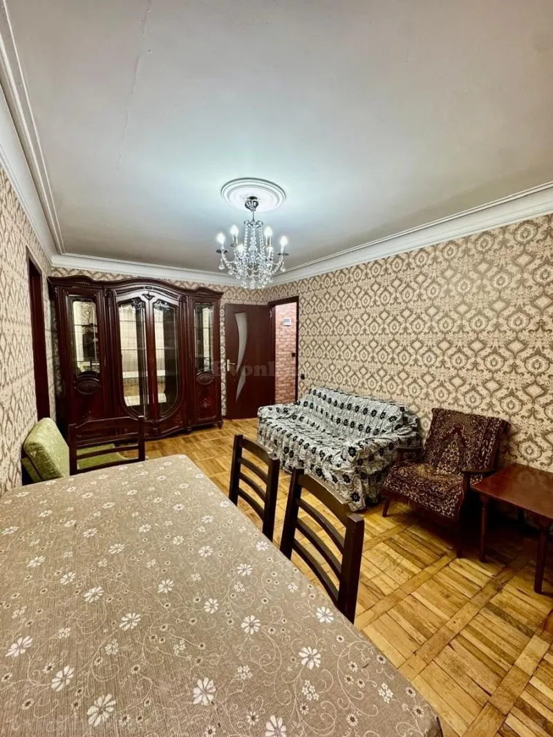 Satılır 2 otaqlı Mənzil Köhnə tikili 50 m² Yasamal - şəkil 3