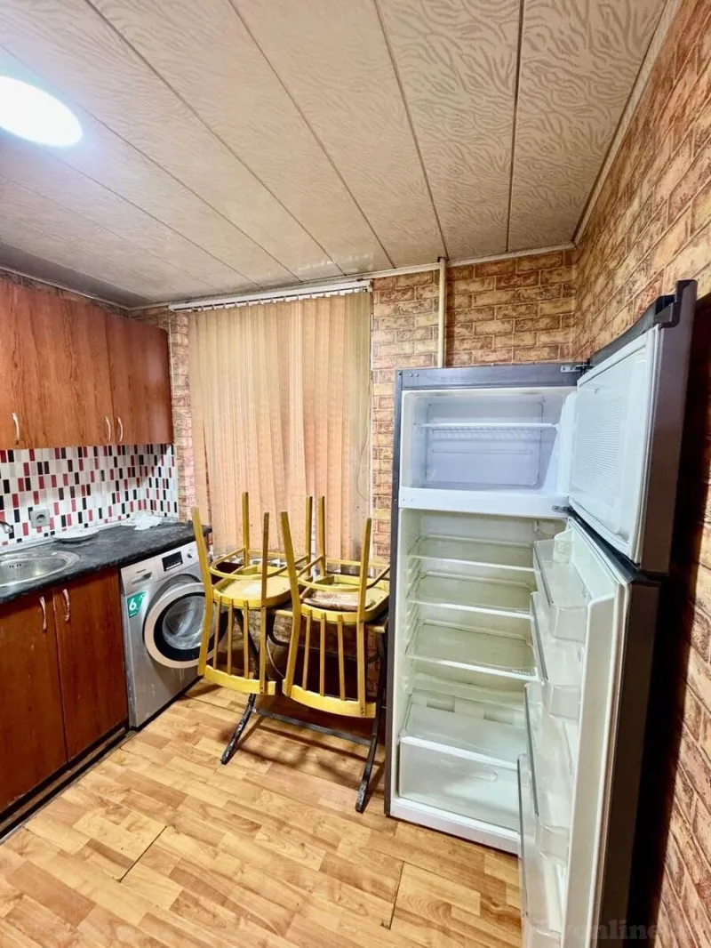 Satılır 2 otaqlı Mənzil Köhnə tikili 50 m² Yasamal - şəkil 7