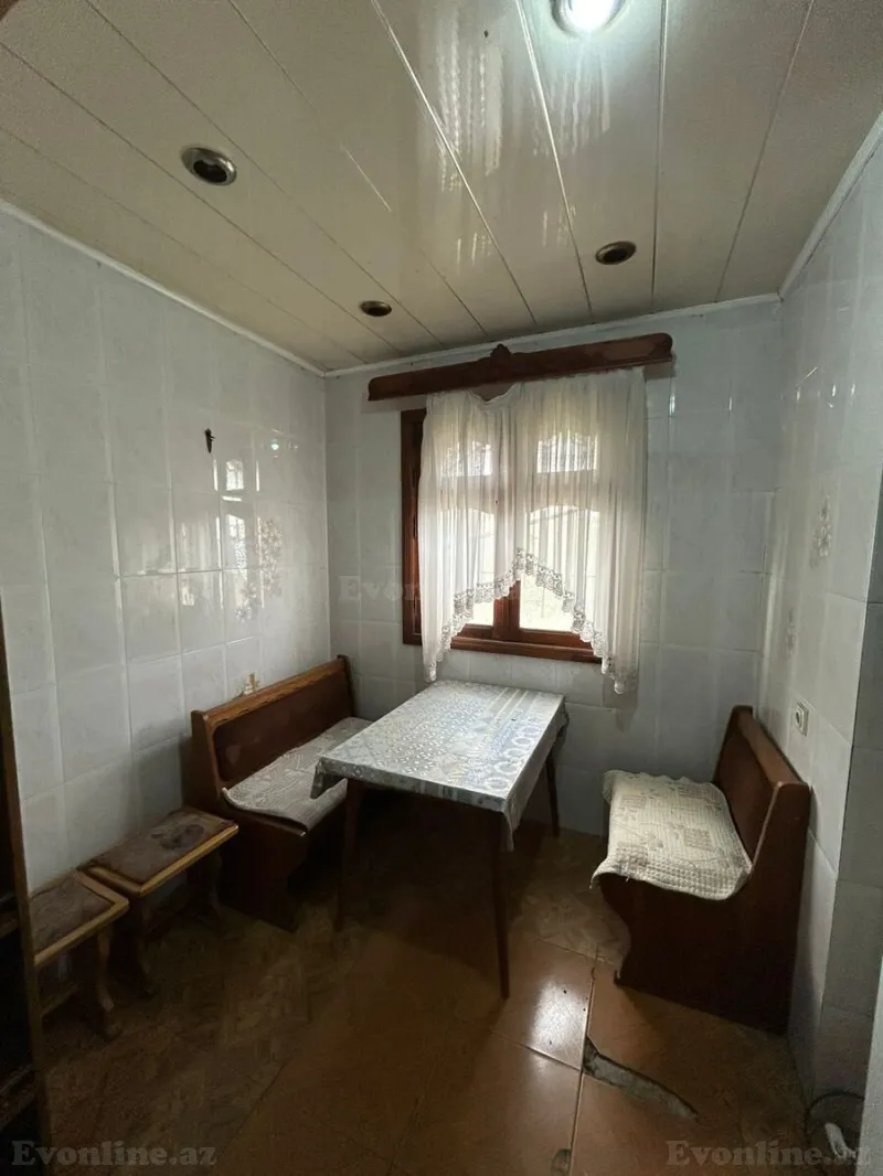 Satılır 5 otaqlı Mənzil Köhnə tikili 150 m² 8-ci mikrorayon - şəkil 3