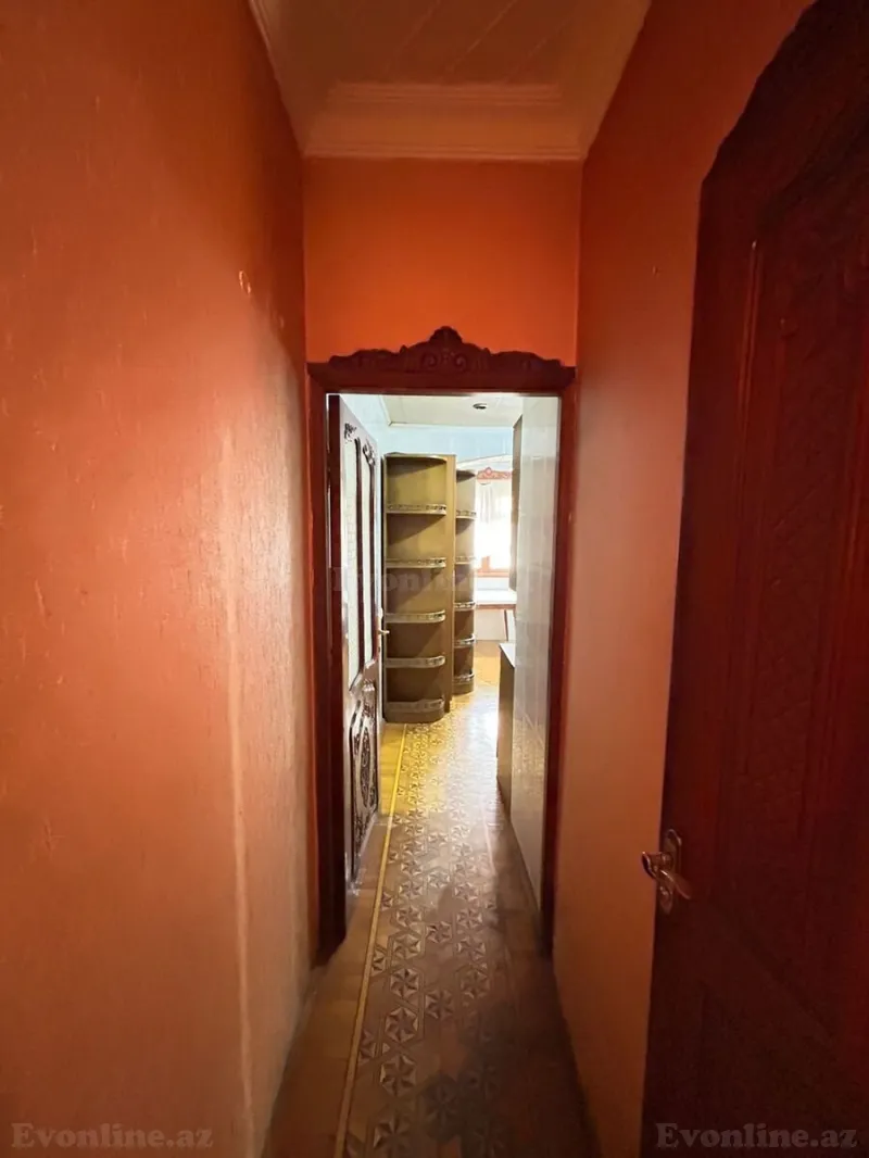Satılır 5 otaqlı Mənzil Köhnə tikili 150 m² 8-ci mikrorayon - şəkil 6