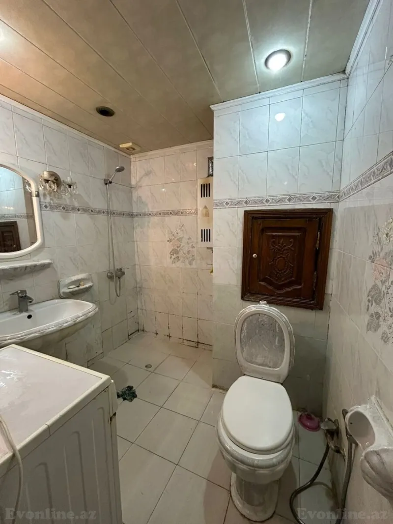 Satılır 5 otaqlı Mənzil Köhnə tikili 150 m² 8-ci mikrorayon - şəkil 7