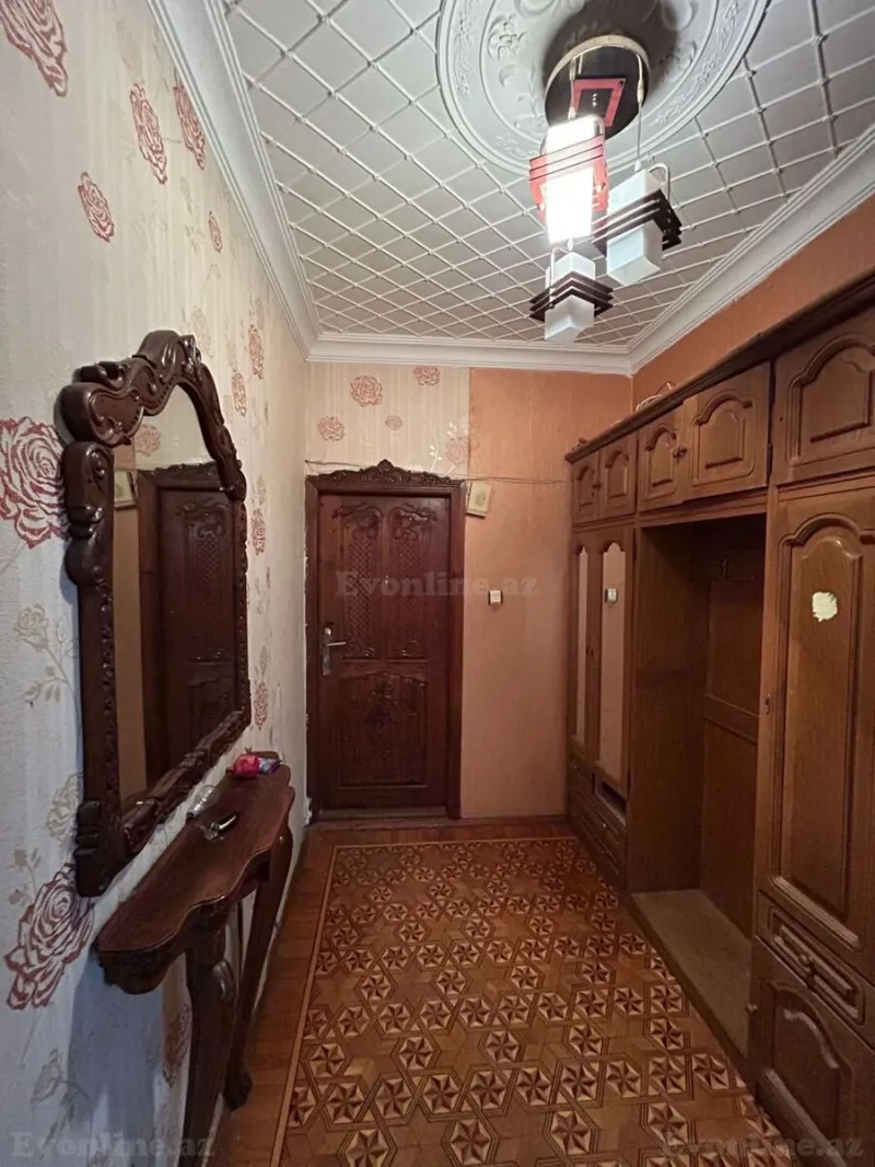 Satılır 5 otaqlı Mənzil Köhnə tikili 150 m² 8-ci mikrorayon - şəkil 13