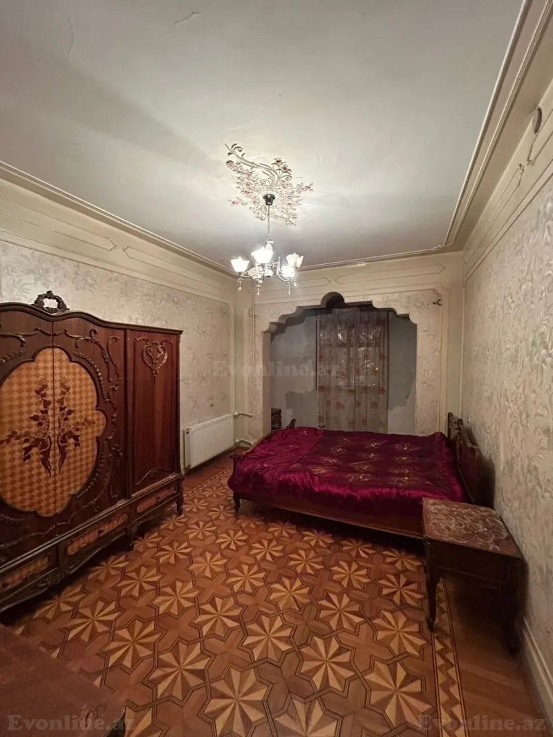 Satılır 5 otaqlı Mənzil Köhnə tikili 150 m² 8-ci mikrorayon - şəkil 16