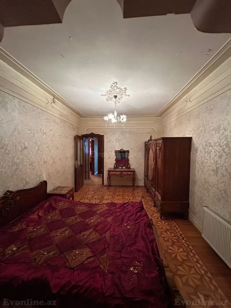 Satılır 5 otaqlı Mənzil Köhnə tikili 150 m² 8-ci mikrorayon - şəkil 17