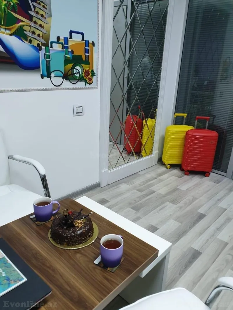 Kirayə verilir Ofis 40 m² Elmlər Akademiyası m. - şəkil 3