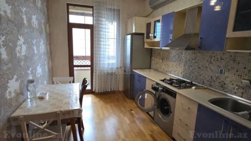 Kirayə verilir 2 otaqlı Mənzil Yeni tikili 70 m² İnşaatçılar m. - şəkil 4