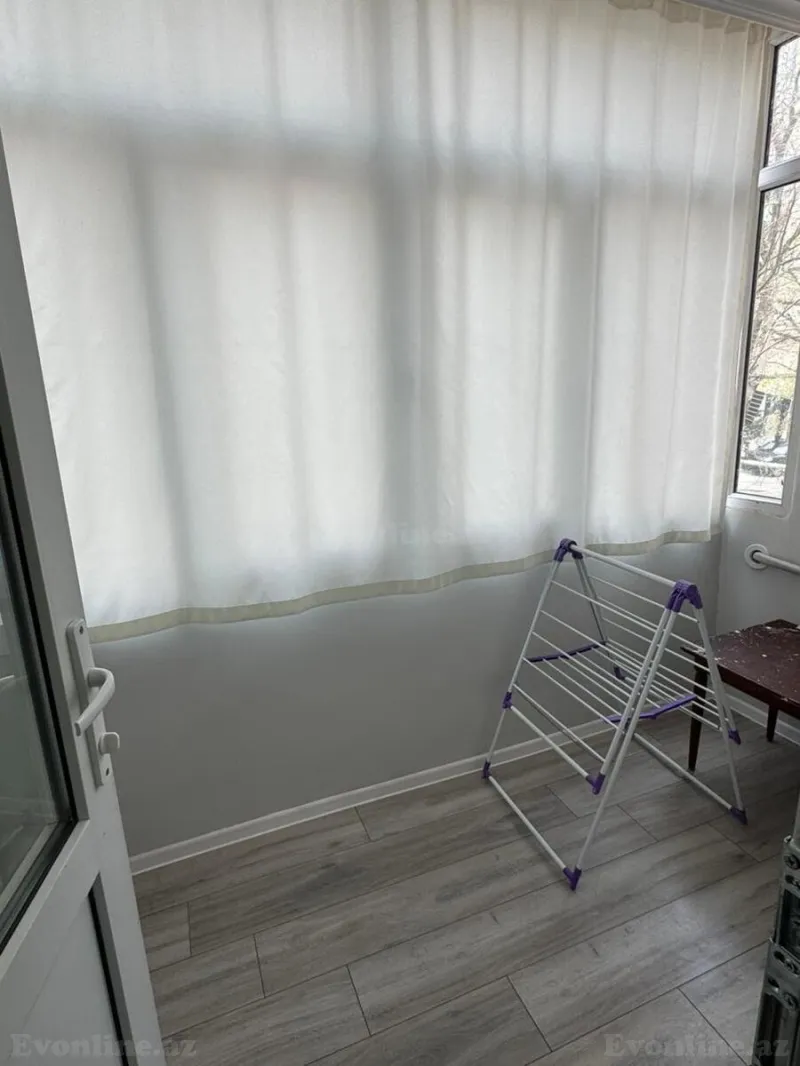 2 otaqlı Mənzil 58 m² 3-cü mikrorayon Satılır