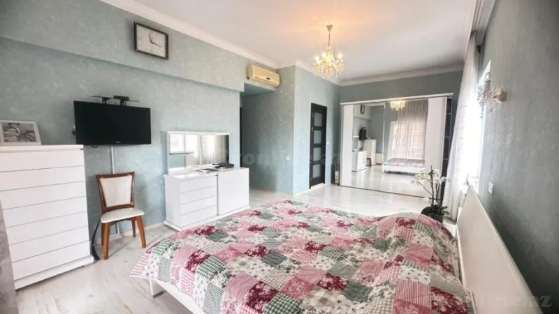 Satılır 4 otaqlı Mənzil Yeni tikili 240 m² Nəsimi r. - şəkil 5