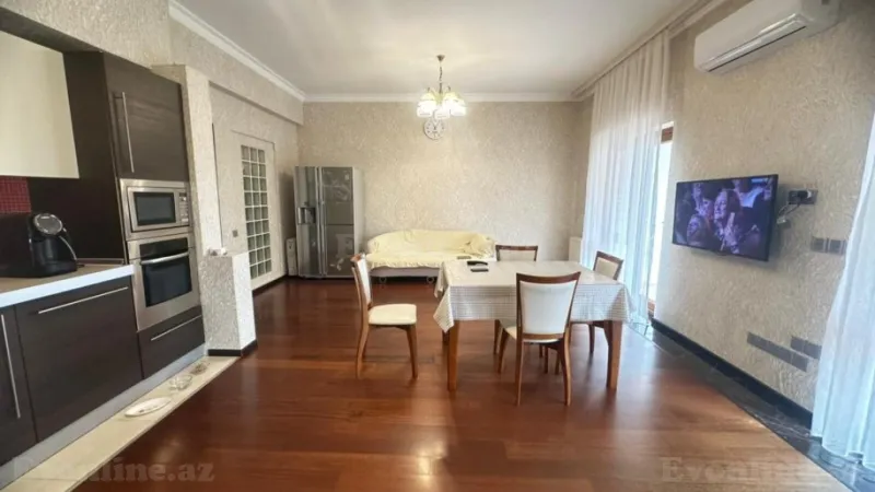 Satılır 4 otaqlı Mənzil Yeni tikili 240 m² Nəsimi r. - şəkil 10