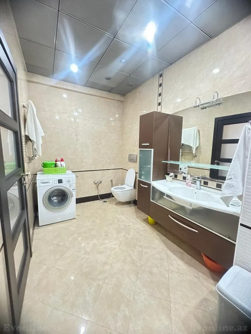 Satılır 4 otaqlı Mənzil Yeni tikili 240 m² Nəsimi r. - şəkil 22