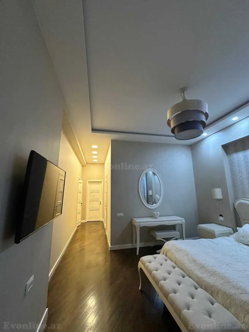 Satılır 5 otaqlı Mənzil Yeni tikili 220 m² Nizami m. - şəkil 4