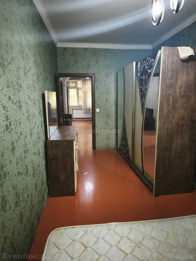 Satılır 2 otaqlı Mənzil Köhnə tikili 55 m² 4-cü mikrorayon - şəkil 7