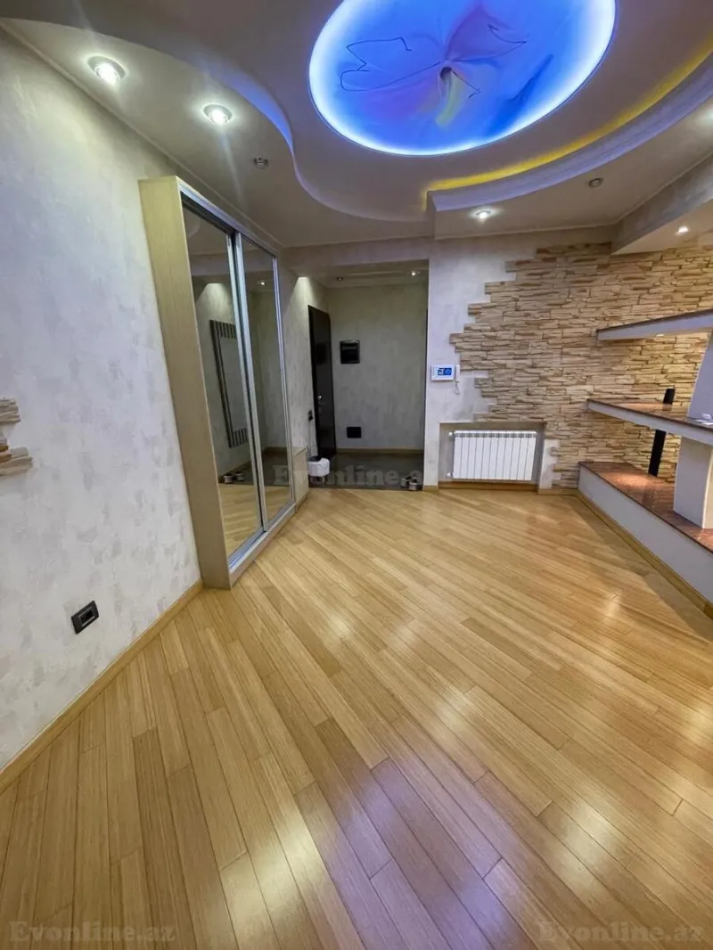Satılır 4 otaqlı Mənzil Yeni tikili 185 m² Xətai m. - şəkil 4