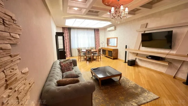 Satılır 4 otaqlı Mənzil Yeni tikili 185 m² Xətai m. - şəkil 10