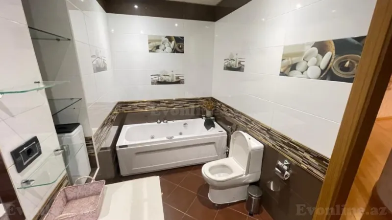 Satılır 4 otaqlı Mənzil Yeni tikili 185 m² Xətai m. - şəkil 22