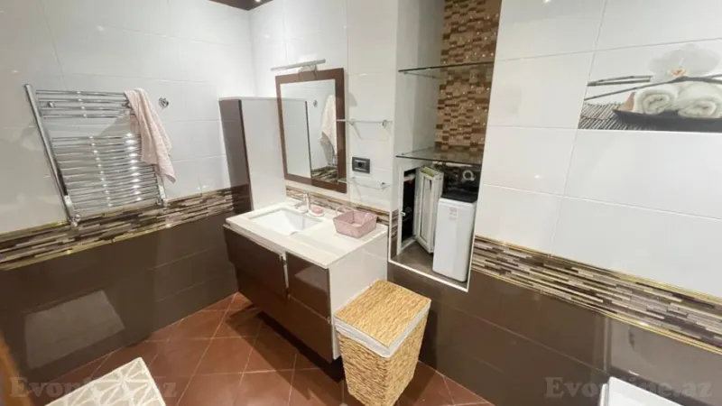 Satılır 4 otaqlı Mənzil Yeni tikili 185 m² Xətai m. - şəkil 23