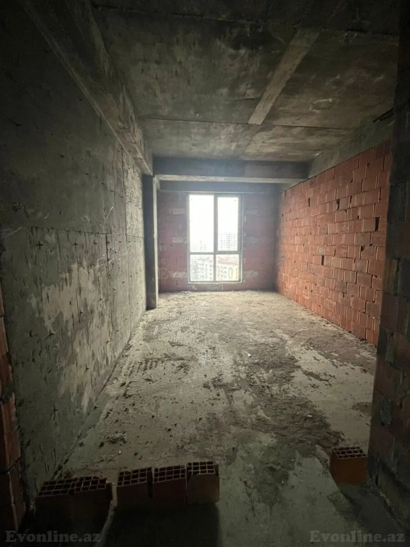 Satılır 3 otaqlı Mənzil Yeni tikili 92 m² Azadlıq prospekti m. - şəkil 4