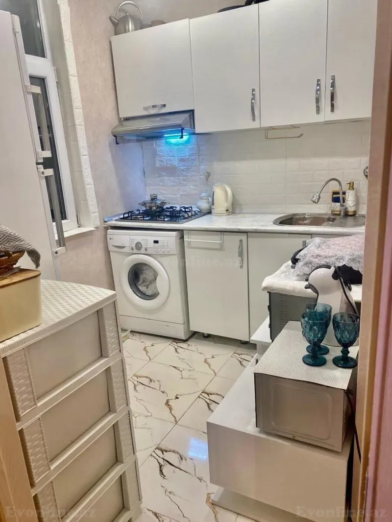 Satılır 2 otaqlı Mənzil Köhnə tikili 55 m² 4-cü mikrorayon - şəkil 5