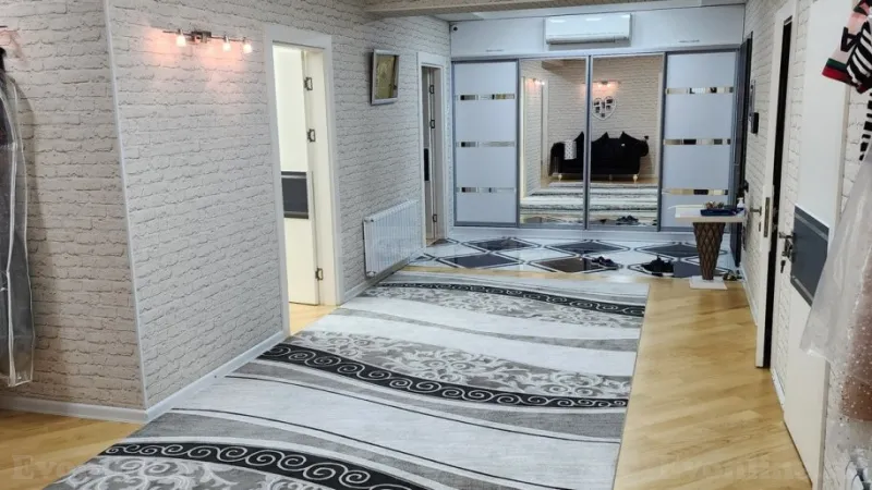 Satılır 5 otaqlı Mənzil Yeni tikili 226 m² Xətai m. - şəkil 4
