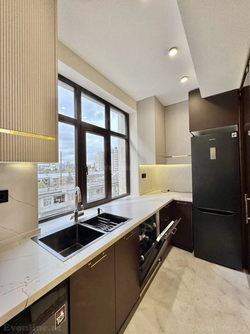 Satılır 3 otaqlı Mənzil Yeni tikili 98 m² Nərimanov r. - şəkil 3