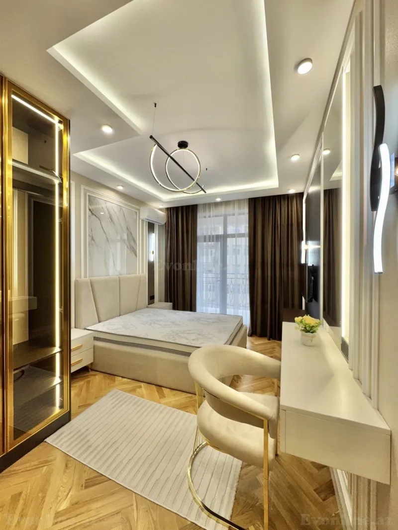 Satılır 3 otaqlı Mənzil Yeni tikili 98 m² Nərimanov r. - şəkil 5