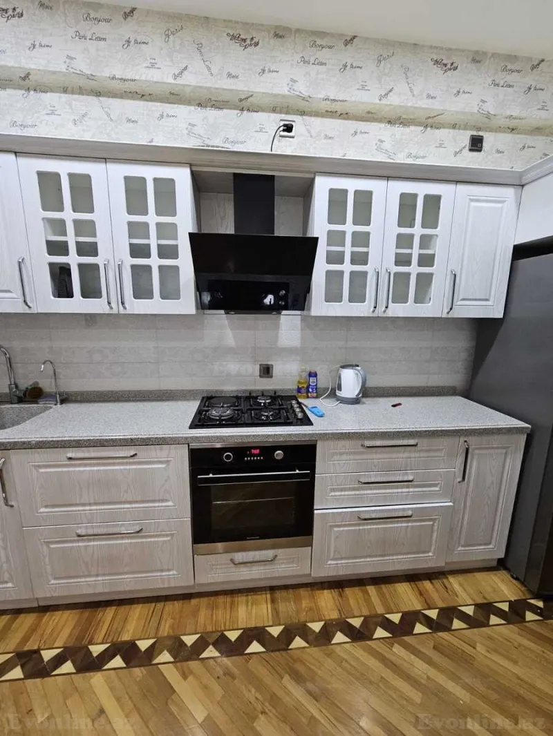 Kirayə verilir 5 otaqlı Mənzil Yeni tikili 100 m² Neftçilər m. - şəkil 5