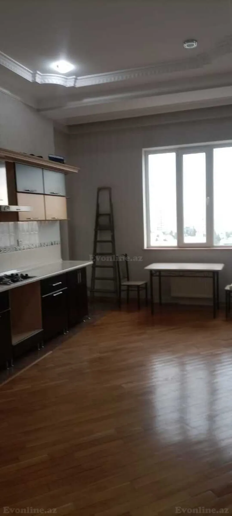 Kirayə verilir Ofis 100 m² 28 May m. - şəkil 3