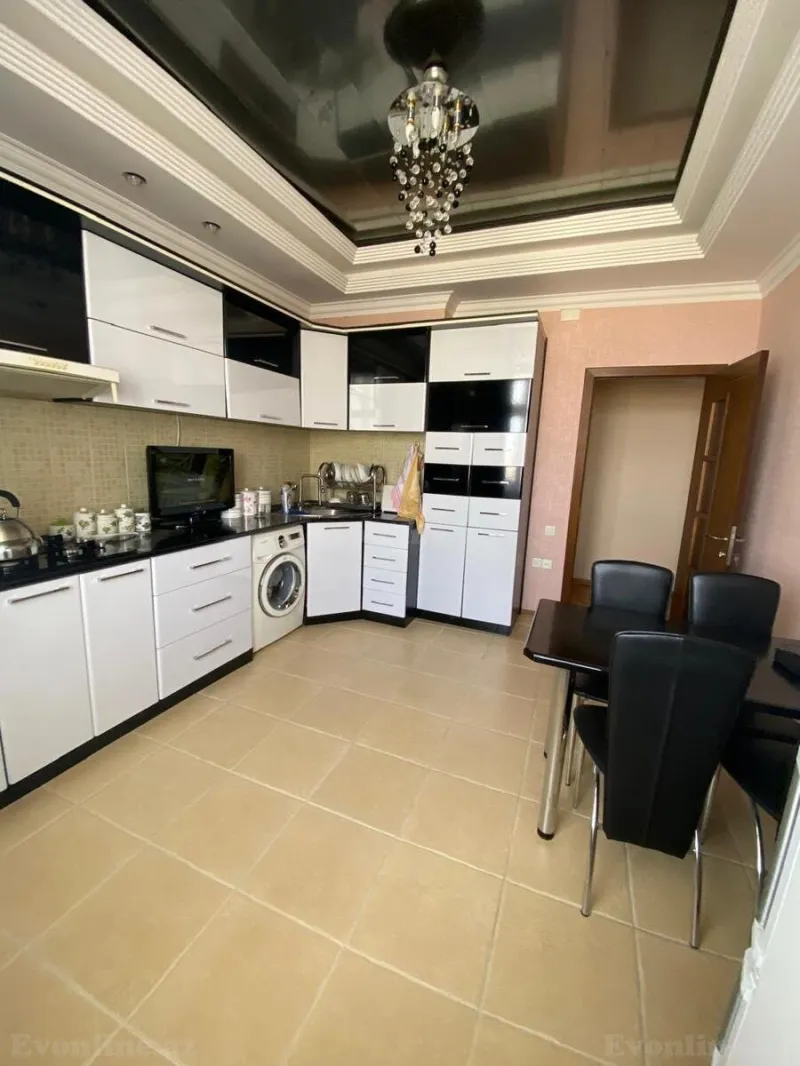 Satılır 3 otaqlı Mənzil Yeni tikili 135 m² Gənclik m. - şəkil 5