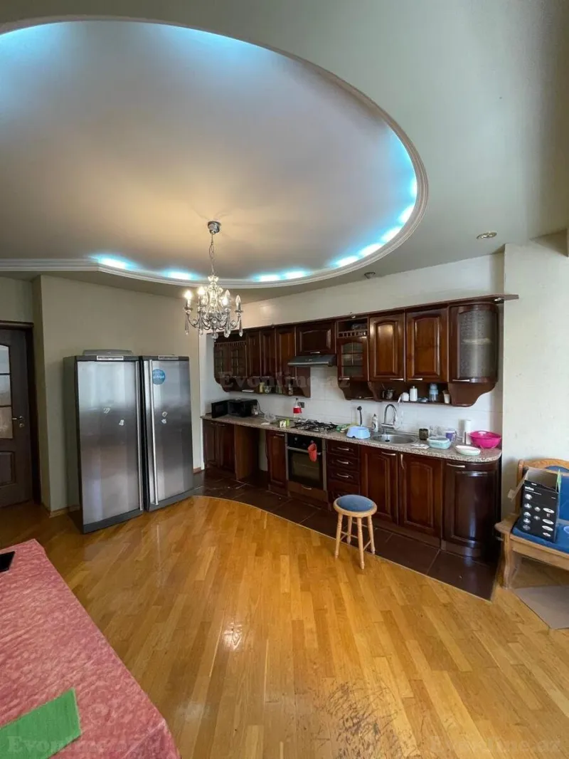 Satılır 3 otaqlı Mənzil Yeni tikili 165 m² 28 May m. - şəkil 5