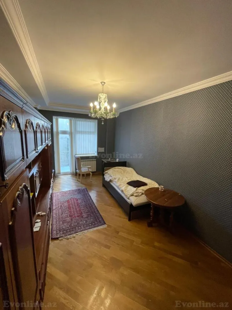 Satılır 3 otaqlı Mənzil Yeni tikili 165 m² 28 May m. - şəkil 8